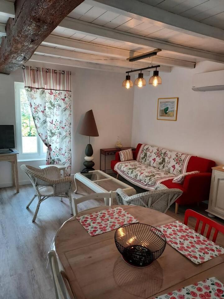 Maisonnette Saintes Exterior foto